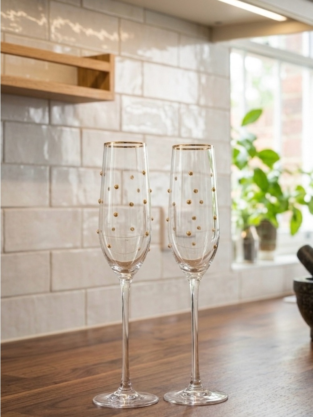 Elegant Set of 2 Gold Beaded & Rimmed Champagne Flute Glasses w/ Stems
